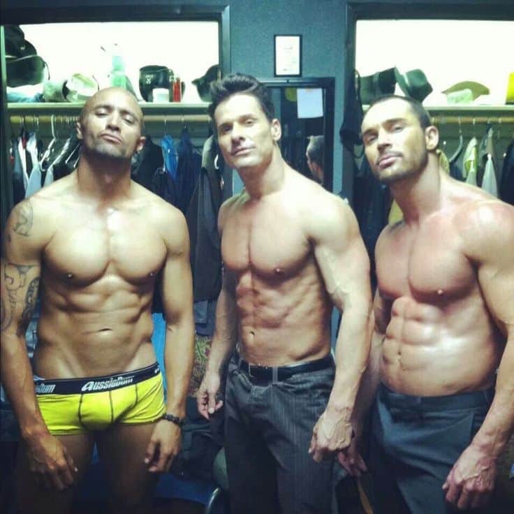 Thunder from down under shows em las vegas