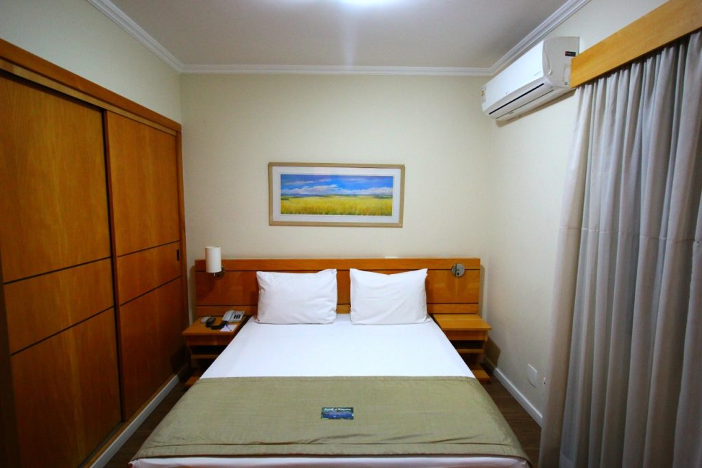 Bom e barato hotel no Jardins 600