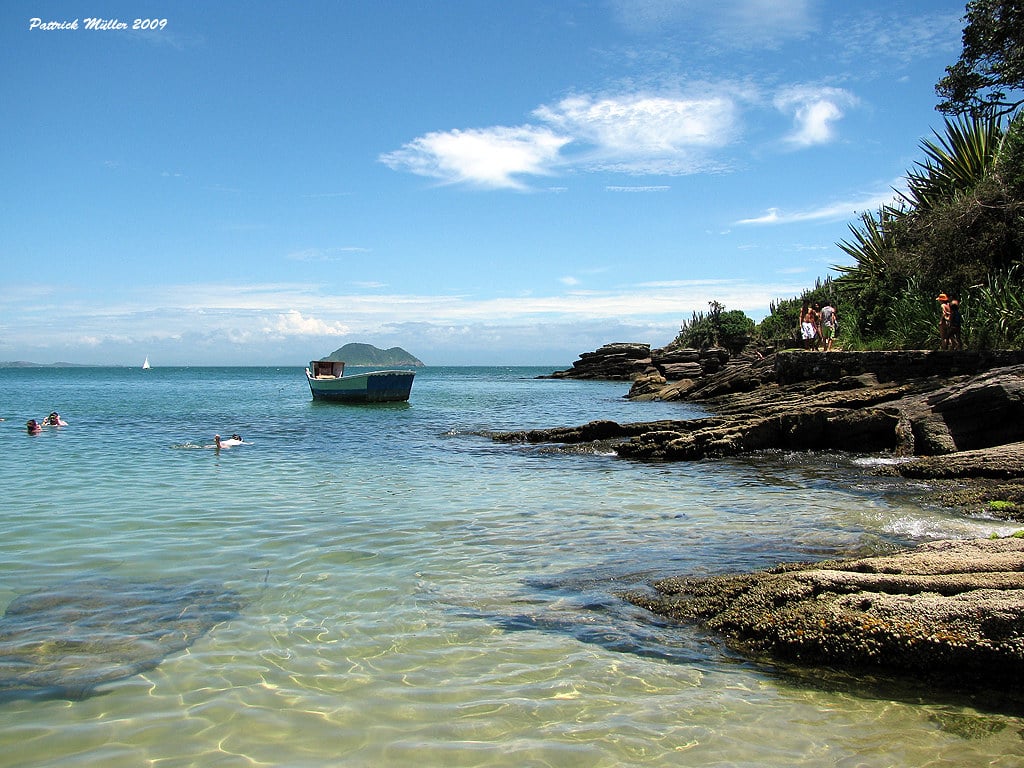 Praia da Azeda é opção de o que fazer em Búzios