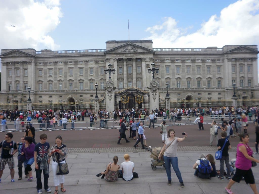 Palácio de Buckingham - Estevam pelo Mundo