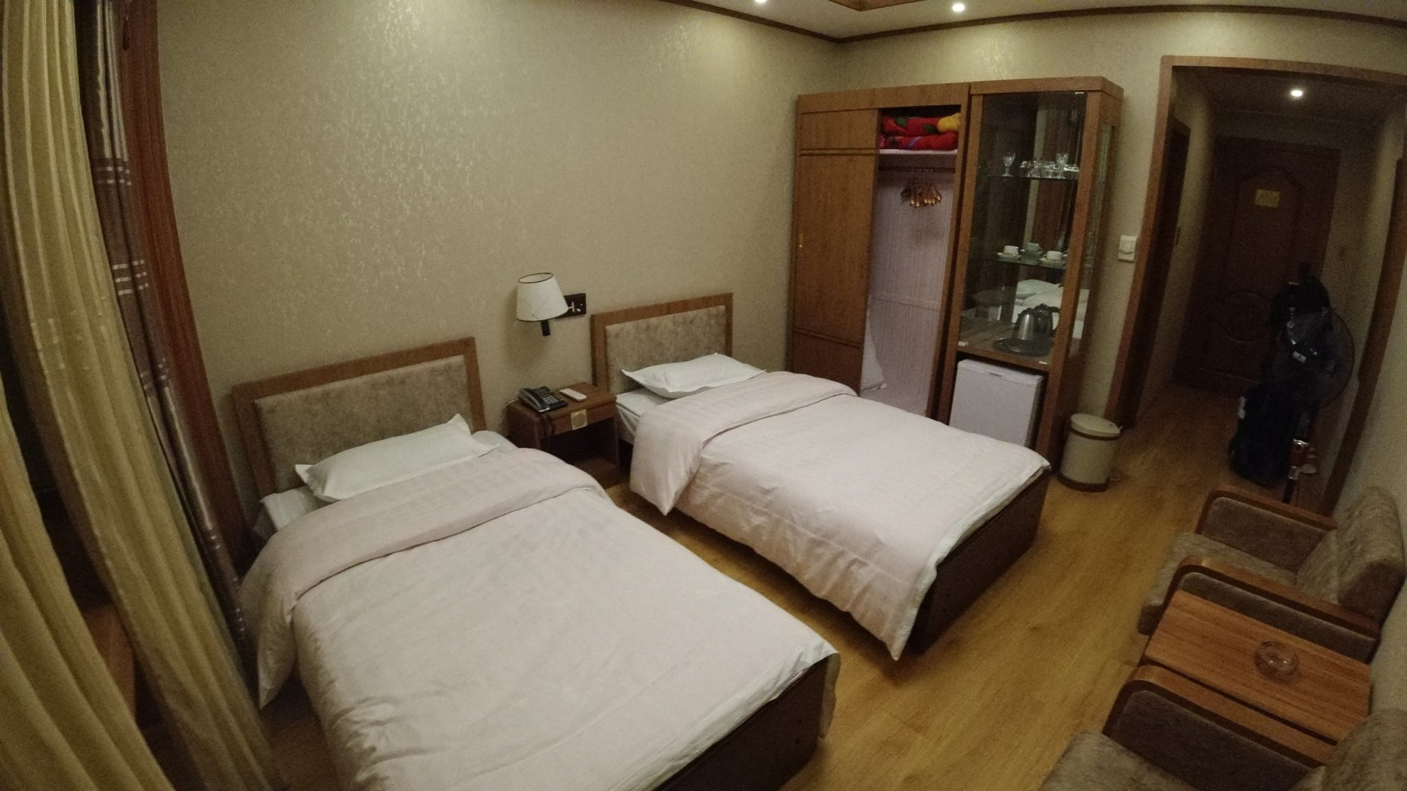 quarto de hotel em pyongyang viajar para a coreia do norte