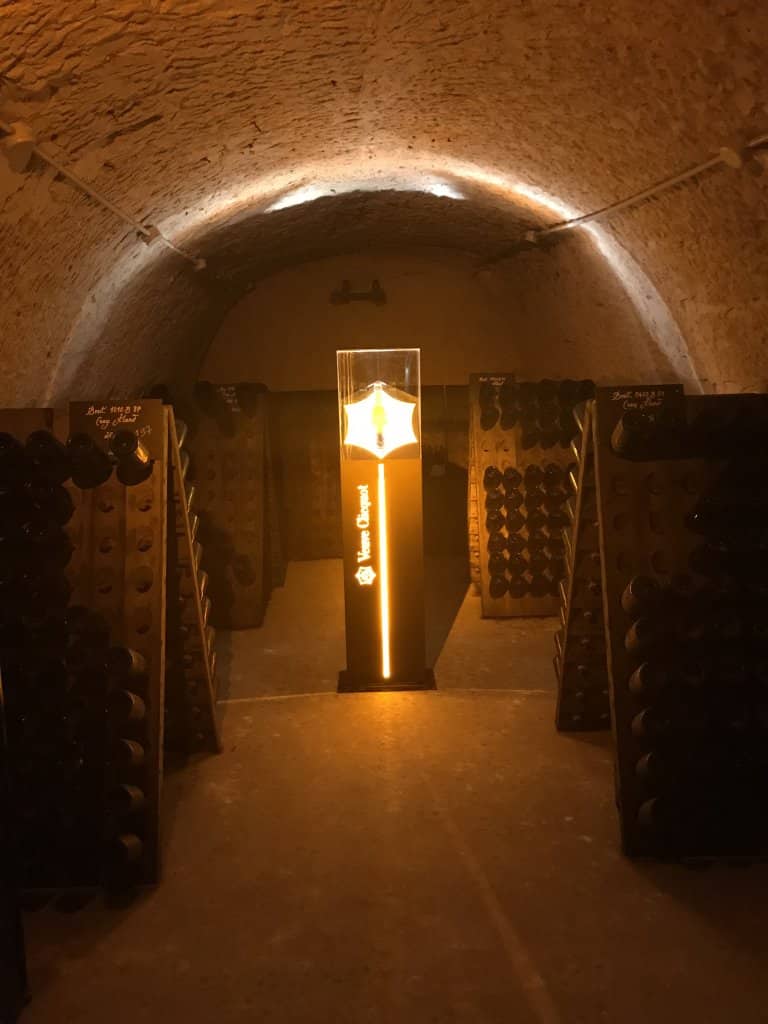 Visita às caves Veuve Clicquot - Estevam pelo Mundo Visita às caves Veuve Clicquot - Estevam pelo Mundo