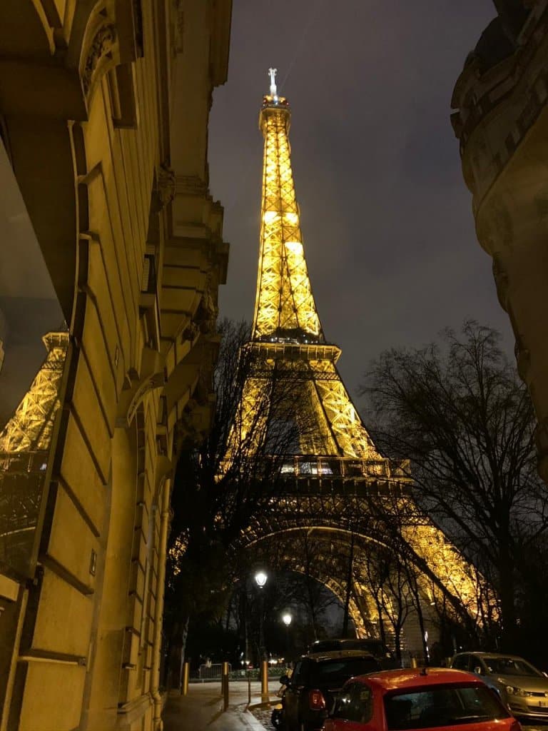 TORRE-EIFFEL-PARIS