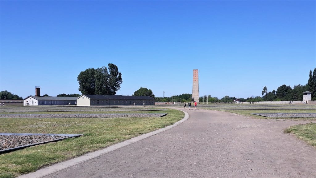 Como é visitar o campo de concentração de Sachsenhausen próximo a Berlim