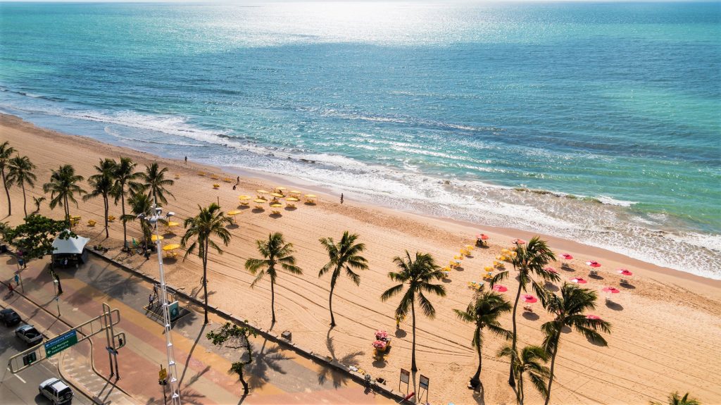 Viajar no Carnaval para Recife