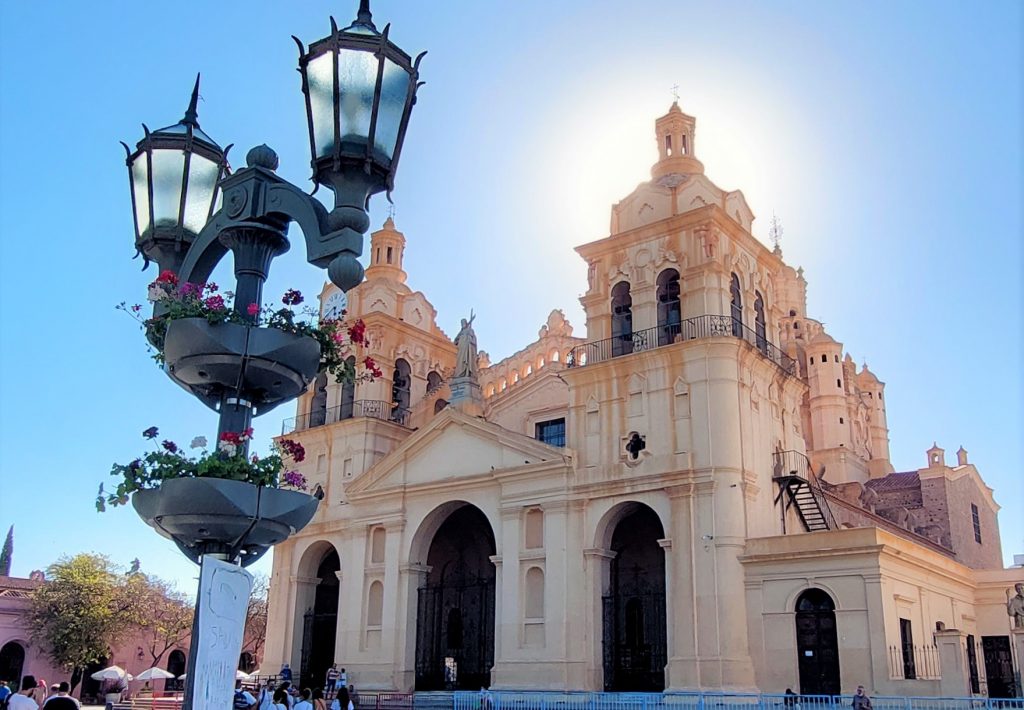 voos do Brasil à Argentina com a LATAM