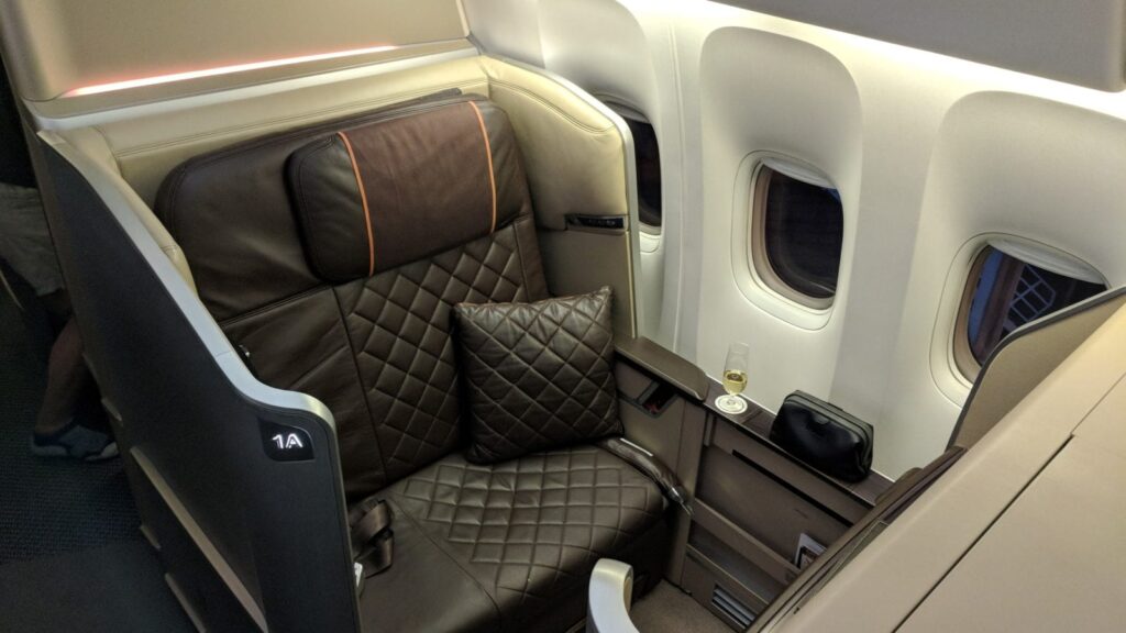 Assento da Primeira Classe Singapore Airlines B777