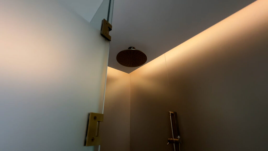 Hotel Indigo Dubai Downtown chuveiro