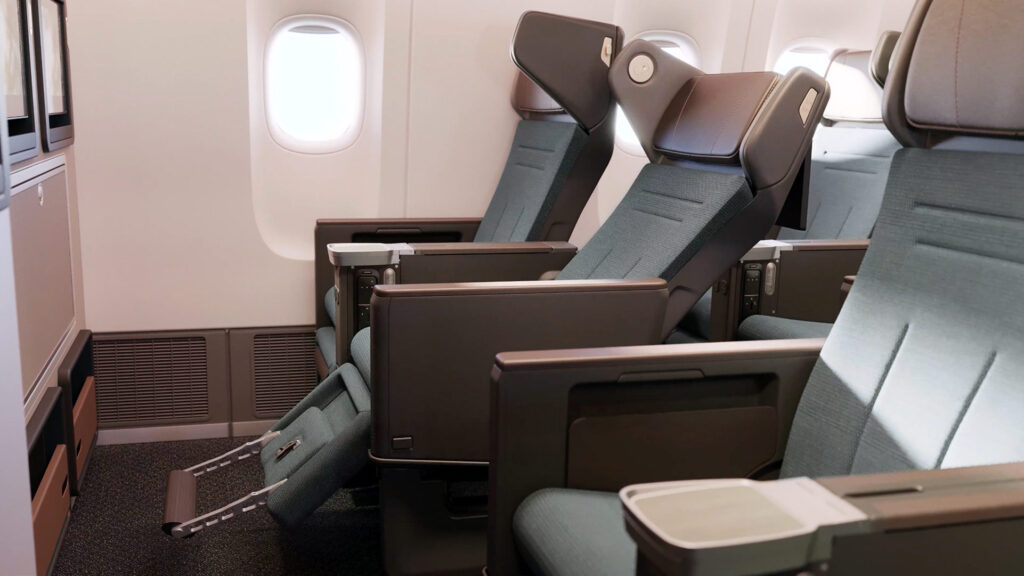 Assentos da Premium Economy reclinados