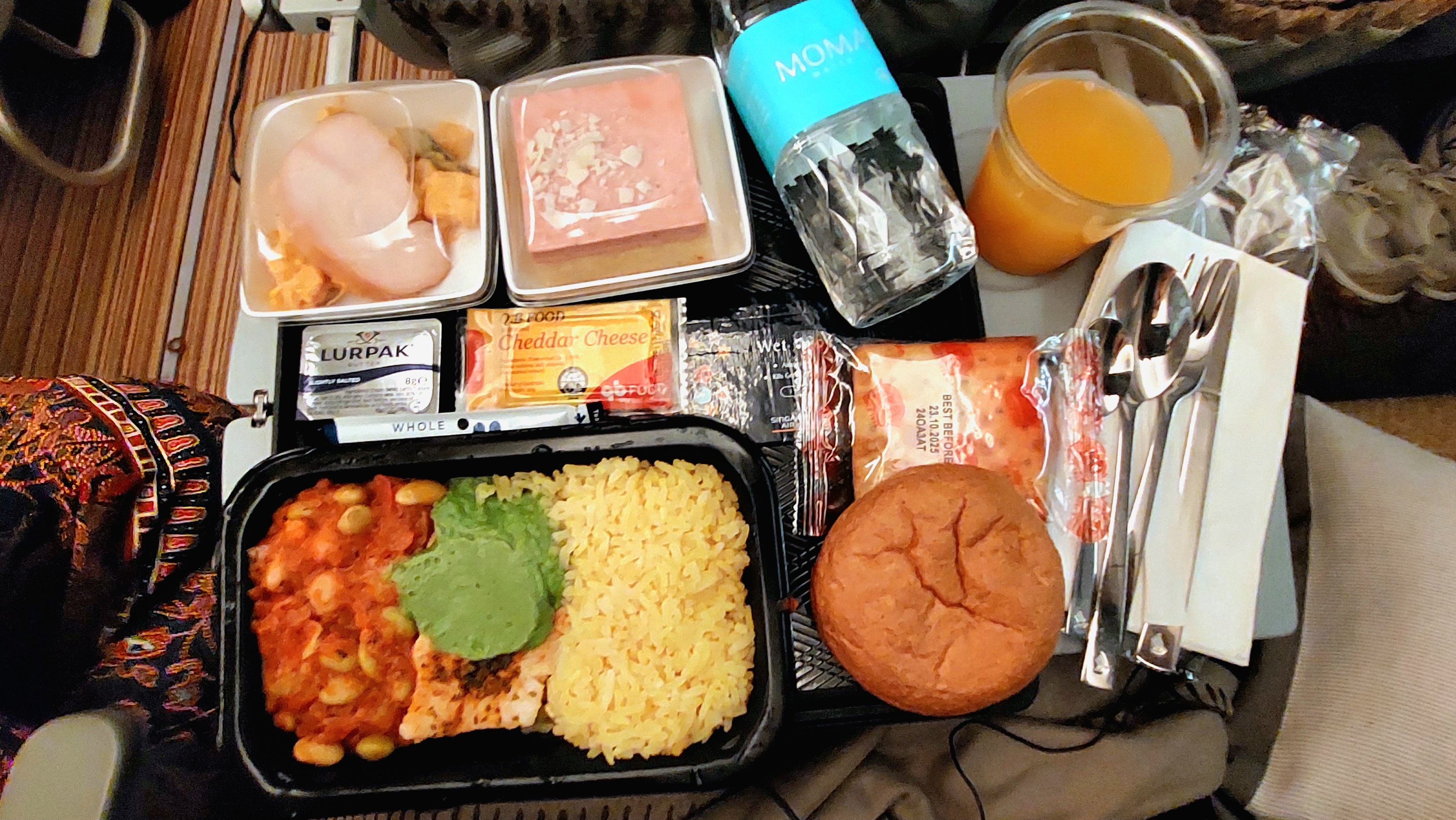 Como é voar na Classe Econômica da Singapore Airlines