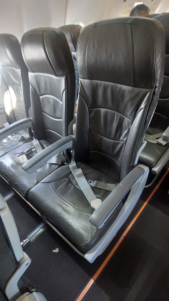 Como é voar com a Jetstar de Bangkok a Singapura