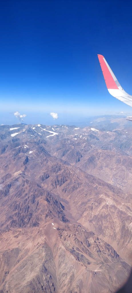 Como é voar de São Paulo a Santiago na Econômica da Latam